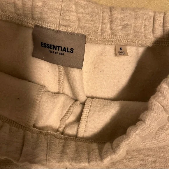 Essentials sweatpants - Picture 4 of 5